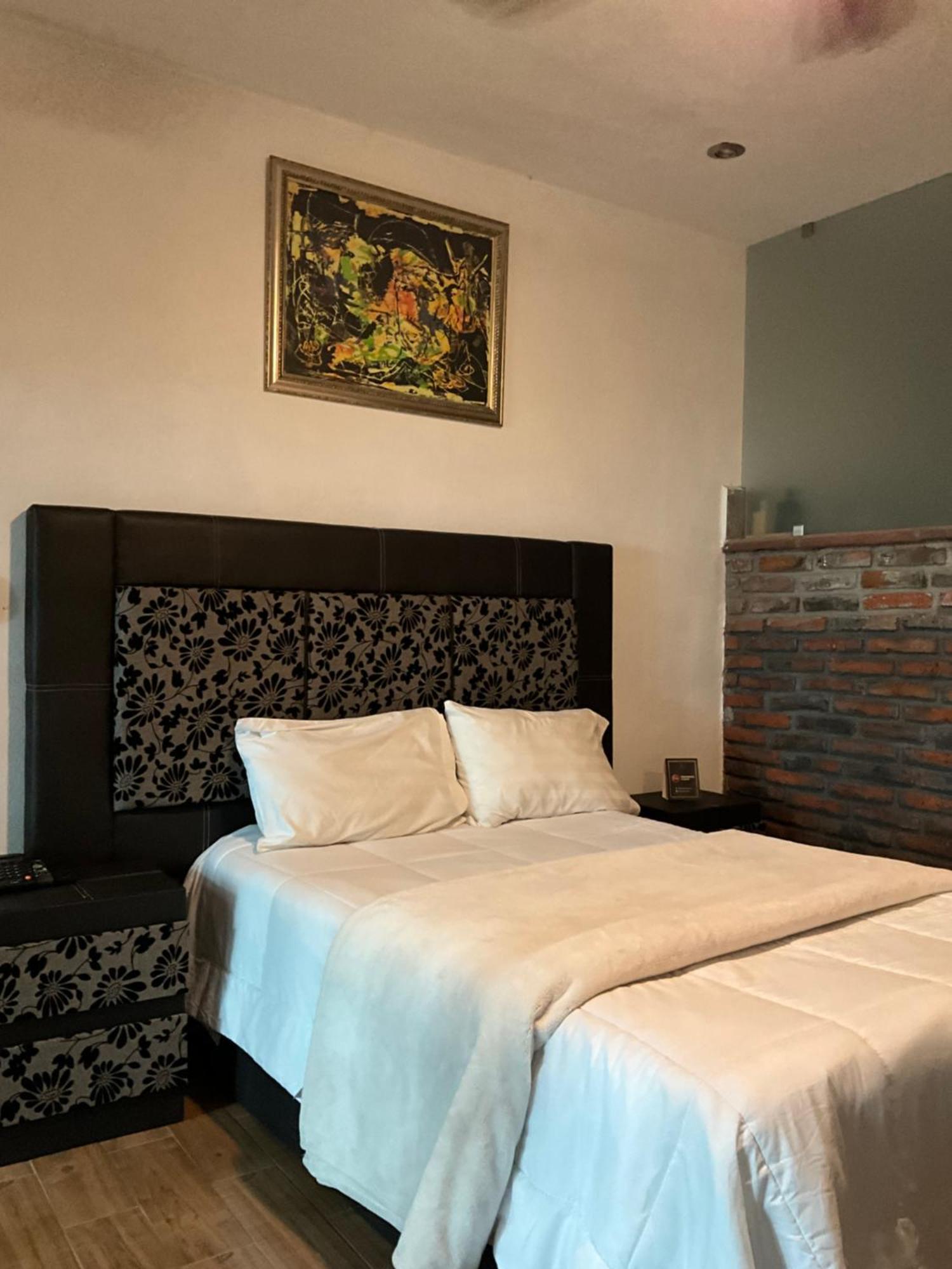 Hotel Casa Carmona 33 à Querétaro Extérieur photo