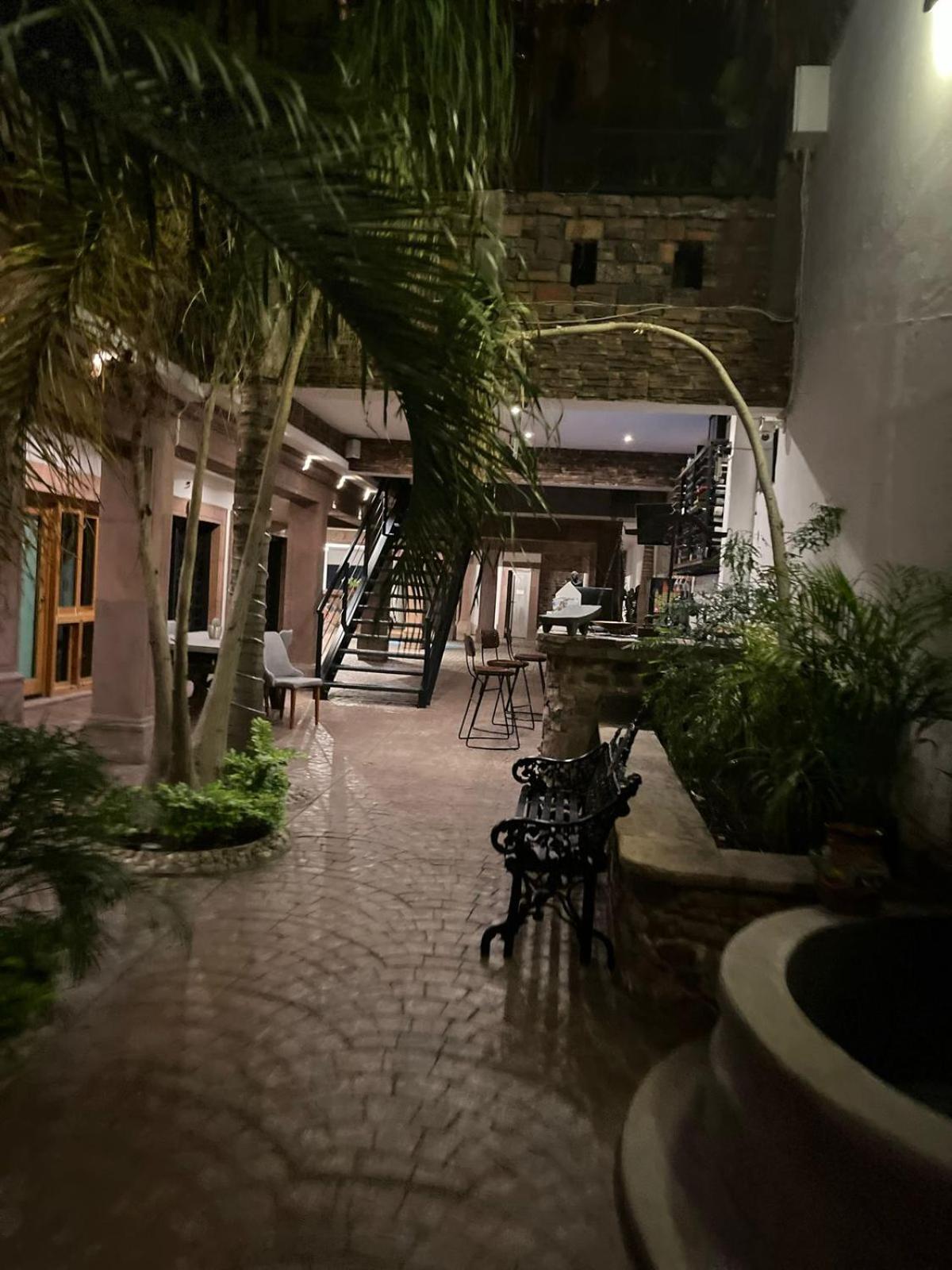 Hotel Casa Carmona 33 à Querétaro Extérieur photo