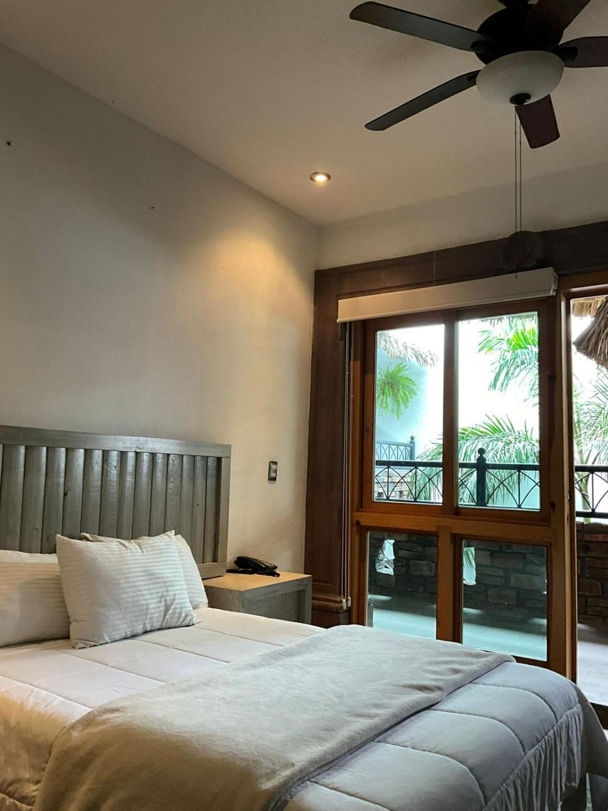 Hotel Casa Carmona 33 à Querétaro Extérieur photo